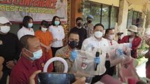 Raup Omset Hingga Puluhan Juta Rupiah, RR Ditangkap Polisi Saat Sedang Live Bugil di Apartemennya Bugil