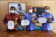 Bupati Buleleng Raih Penghargaan TOP Pembina BUMD untuk Ketiga Kalinya BUMD