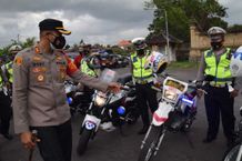 Kapolres Badung Pastikan Kesiapan Kendaraan Dinas di Lapangan Kendaraan Dinas