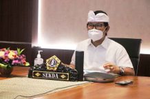 Sekda Adi Arnawa Jadi Narasumber dalam Program Healthline Coffee Morning di 100.6 FM Adi Arnawa