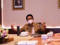Sekda Adi Arnawa Instruksikan OPD Terkait Atensi Masalah Sampah di Badung Sampah di Badung