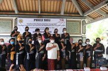 Pemberdayaan Perempuan, Pakis Bali Gelar Pelatihan Tata Rias