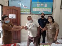 Desa Dauh Puri Kangin Salurkan BLT DD BLT DD