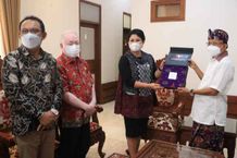 Gubernur Koster Berbagi Ilmu Pengembangan Pariwisata ke Bupati Sitaro Ilmu Pariwisata