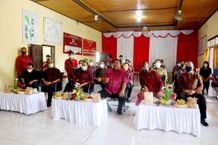 Bupati Buleleng Sampaikan Permintaan Pembangunan TPS3R Kepada Gubernur Bali Bupati Buleleng Sampaikan Permintaan Pembangunan TPS3R Kepada Gubernur Bali