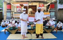 Sekda Adi Arnawa Hadiri Karya Nyekah Massal di Banjar Pengembungan Sari Desa Bongkasa Abiansemal Nyekah Massal