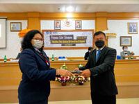 Fakultas Ilmu Budaya Lepas 73 Calon Wisudawan Wisuda