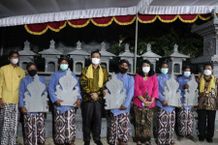 Dirjen Bimas Hindu Serahkan Bantuan Pembangunan 1.000 Pelinggih kepada Umat Hindu di Gunung Kidul Pelinggih