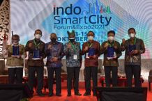 Dari Rakernis Apeksi 2021, Wali Kota Jaya Negara Didaulat Paparkan Inovasi Penanganan Pandemi Covid-19 Berbasis Smart City. Smart City