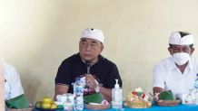 Hadiri Rapat Rutin Bendesa Kecamatan Mendoyo, Ini Pesan Bupati Tamba Bupati Tamba