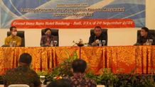 Bupati Tamba Ajak BPD Dorong Percepatan Vaksinasi Masyarakat Desa