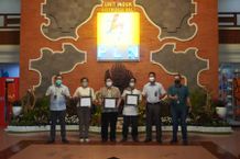 PLN Serahkan REC, Pelaku Usaha di Bali Ini Pakai Renewable Energy Sumber Energi Baru Terbarukan