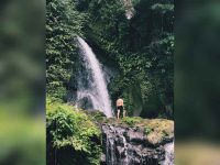 Serunya Pengalaman Liburan, Mengunjungi Air Terjun Taman Sari di Kabupaten Gianyar Air Terjun di Gianyar