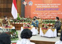 Putri Koster: Guru Pahlawan yang Banyak Jasanya Guru