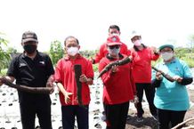 Gubernur Koster Ajak Stop Impor Beras dan Garam di Hari Pangan Sedunia Tingkat Daerah Provinsi Bali ke-41 Hari Pangan Sedunia