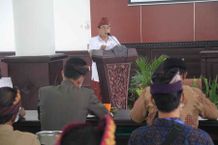 Bendesa dan Pecalang Dilatih Tata Kelola Pembangunan Desa Adat Pecalang