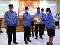 Bupati Suwirta Berharap ASN Perkuat Spirit Gema Santi dalam Membangun Klungkung Korpri