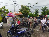 Tim Yustisi Bina Empat Pelanggar Prokes di Pasar Tumpah Prokes