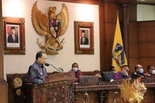 Tiga Renperda Disetujui Dewan, Gubernur Koster Kembali Ajukan Lima Ranperda Baru Ranperda