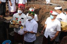 Gubernur Koster Letakan Batu Peratama, Proyek Pembangunan RSU Bangli Resmi Berjalan RSU Bangli
