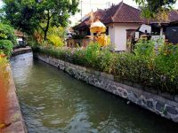 KPS Tukad Wang Biga, Edukasi Masyarakat Sulap Sungai Kotor Jadi Indah Sungai