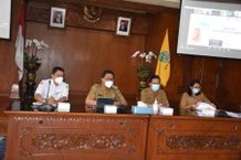Wawali Arya Wibawa Buka Sosialisasi Perwali Nomor 71 Tahun 2020 Tentang Penyelenggaraan Perlindungan Jaminan Sosial Kesehatan dan Ketenagakerjaan Tenaga Kerja