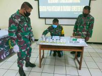 40 Personel TNI Jalani Tes Urine Secara Acak Tes Urine