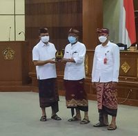 Informasi Publik