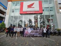 Gathering, Rolling City dan CSR Mewarnai PCX 160 Luxurious Ride HPCI Bali Chapter PCX 160