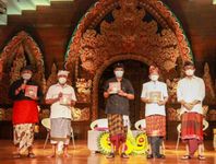 Wali Kota Jaya Negara Luncurkan Buku Spirit Denpasar Festival: Esensi Kepemimpinan Arsa Wijaya, Menata Denpasar Abad XXI