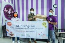 HARRIS Hotel Kuta Tuban & YELLO KutaBeachwalk Bagikan Ribuan Masker CSR