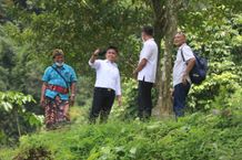 Wabup Ipat Siapkan Bantuan Alat Berat Tangani Akses Jalan Curam di Dewasana Curam