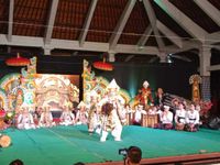 Wali Kota Jaya Negara Hadiri Denfest Nyatur Desa ke-14 di Denpasar Timur Denfest