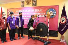 Gubernur Koster Buka Musda Pengurus Daerah Federasi Serikat Pekerja Pariwisata di Nusa Dua Musda