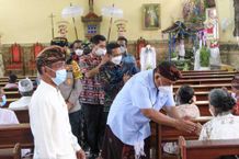 Forkopimda Jembrana Pantau Misa Malam Natal di Sejumlah Gereja Natal