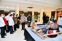 Tinjau Pameran IKM Bali Bangkit, Presiden Apresiasi Produk Pengrajin Bali Joko Widodo