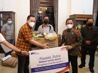 Nurani Astra Salurkan Bantuan Tahap Awal Rp4,4 Miliar untuk Korban Erupsi Gunung Semeru Semeru