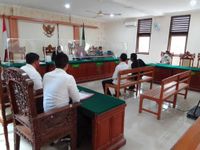 Satpol PP Denpasar Gelar Sidang Tipiring, Seorang Pembuang Limbah Sembarangan Diganjar Denda Tipiring