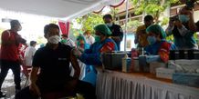 Sinergi dengan Polda Bali, Blue Bird Gelar Vaksinasi Booster untuk Karyawan dan Masyarakat Blue Bird