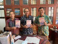 Prodi Ilmu Sejarah FIB Unud Terbitkan Buku Purnabhakti Persembahan Prof. AA Bagus Wirawan Buku