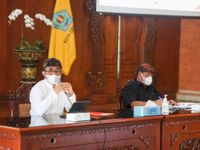 Wali Kota Jaya Negara Pacu Semangat Perbekel/Lurah Gencarkan Langkah Pencegahan Lonjakan Covid-19 Covid-19