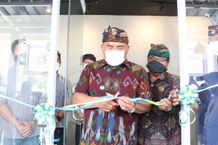 Bupati Tamba Resmikan BUPDA Mart Banjar Creative Space Creative Space
