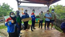Pertamina DPPU Ngurah Rai Gelontorkan 10.000 Bibit Gumitir Bagi Kelompok Tani Uma Palak Lestari Peguyangan CSR Bunga