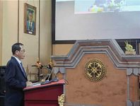 Berkat Keuletan dan Kegigihan, I Nengah Suriata Raih Gelar Doktor Ilmu Hukum FH Unud Hukum