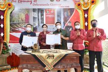 Dukung IKM Rambah Pasar Digital, Dekranasda Gianyar Dirikan Hybrid Store Hybrid Store