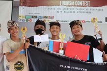 Budaya Bali Berpadu dengan Mixologi dan Flair Bartending dalam Udayana Tourism Contest Bartender