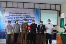 Sekolah Tatap Muka di Tengah Kekhawatiran Bahaya Omicron, Mahasiswa MIKM FK UNUD Lakukan Sosialisasi Pedoman Sekolah Sehat Sekolah Sehat