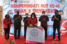 Sekda Alit Wiradana Hadiri HUT SMAN 5 Denpasar Smanela