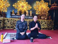 Pasca Fotonya Viral di Media Sosial, Ida Rsi Lokanatha dan Ida Rsi Gayatri Putuskan Mepamit dari Kesulinggihan Sulinggih Viral di Bali