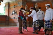 Pemkab Tabanan Harapkan Bulan Bahasa Jadi Momentum untuk Melestarikan Bahasa Bali Bulan Bahasa Bali